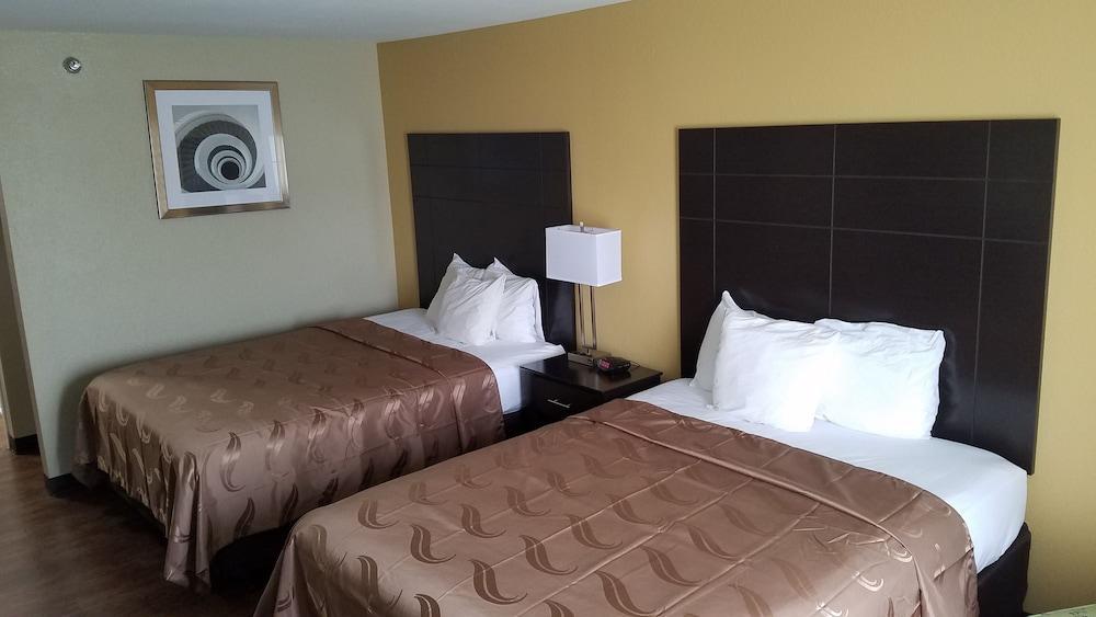 Quality Inn & Suites Canton, Ga Buitenkant foto