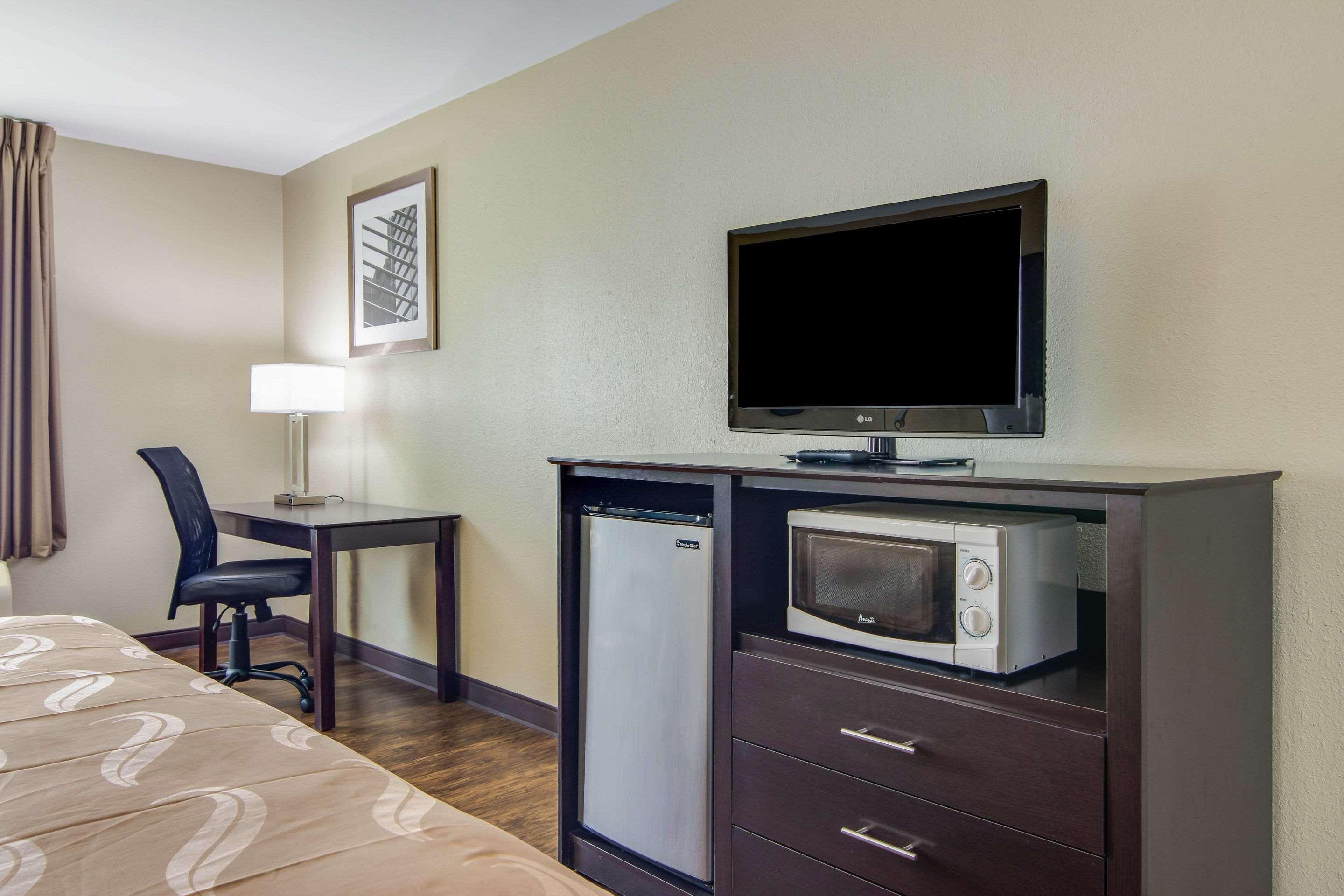 Quality Inn & Suites Canton, Ga Buitenkant foto