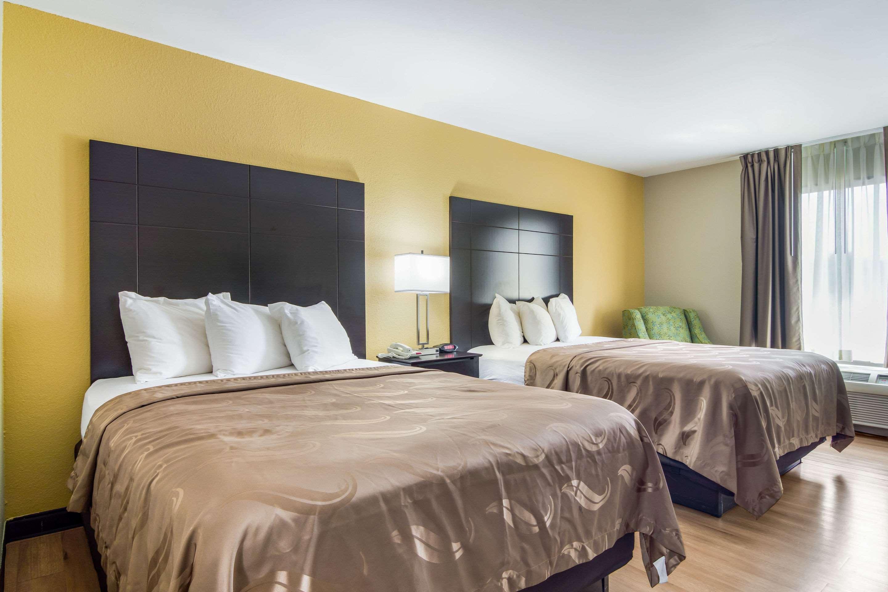 Quality Inn & Suites Canton, Ga Buitenkant foto