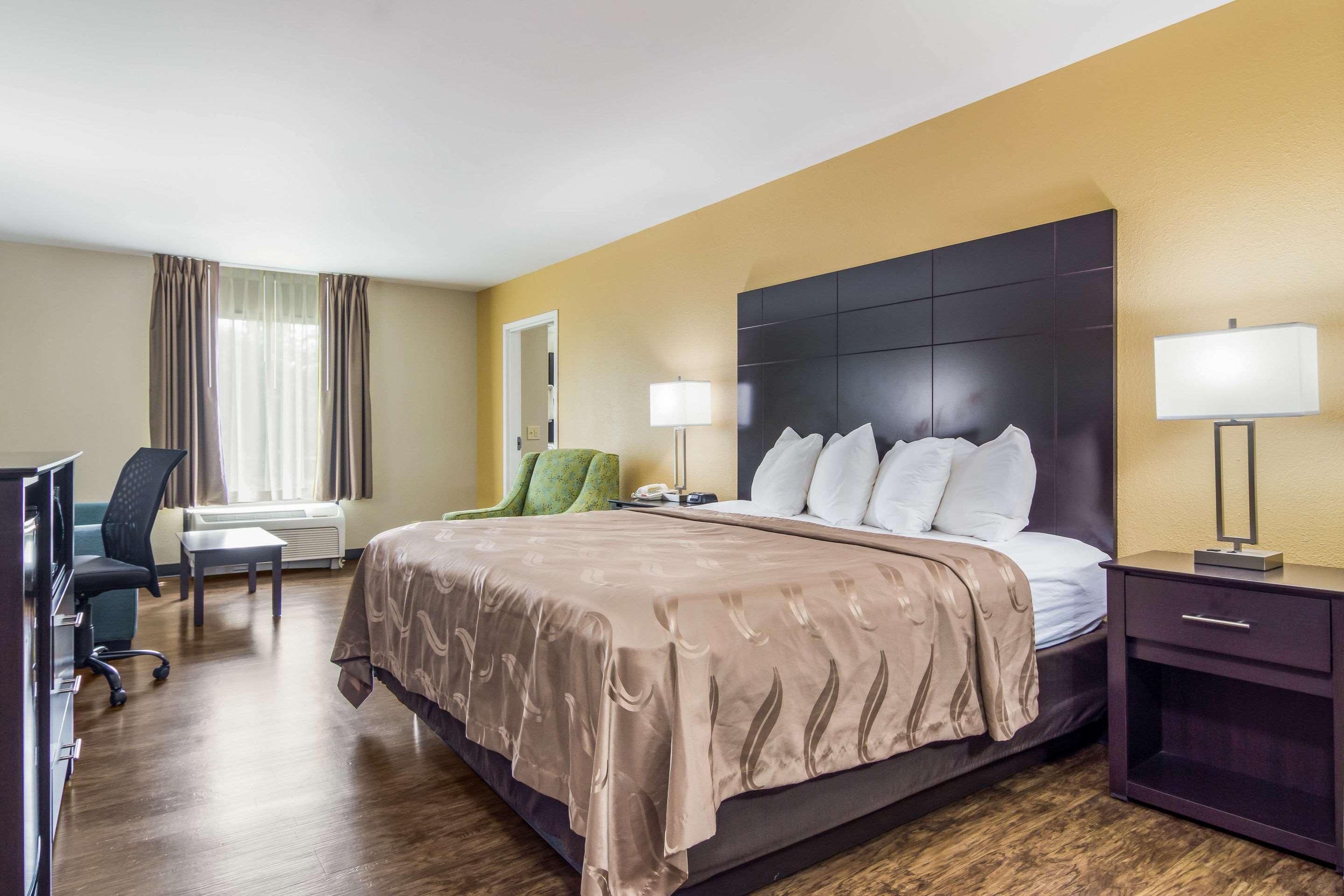 Quality Inn & Suites Canton, Ga Buitenkant foto