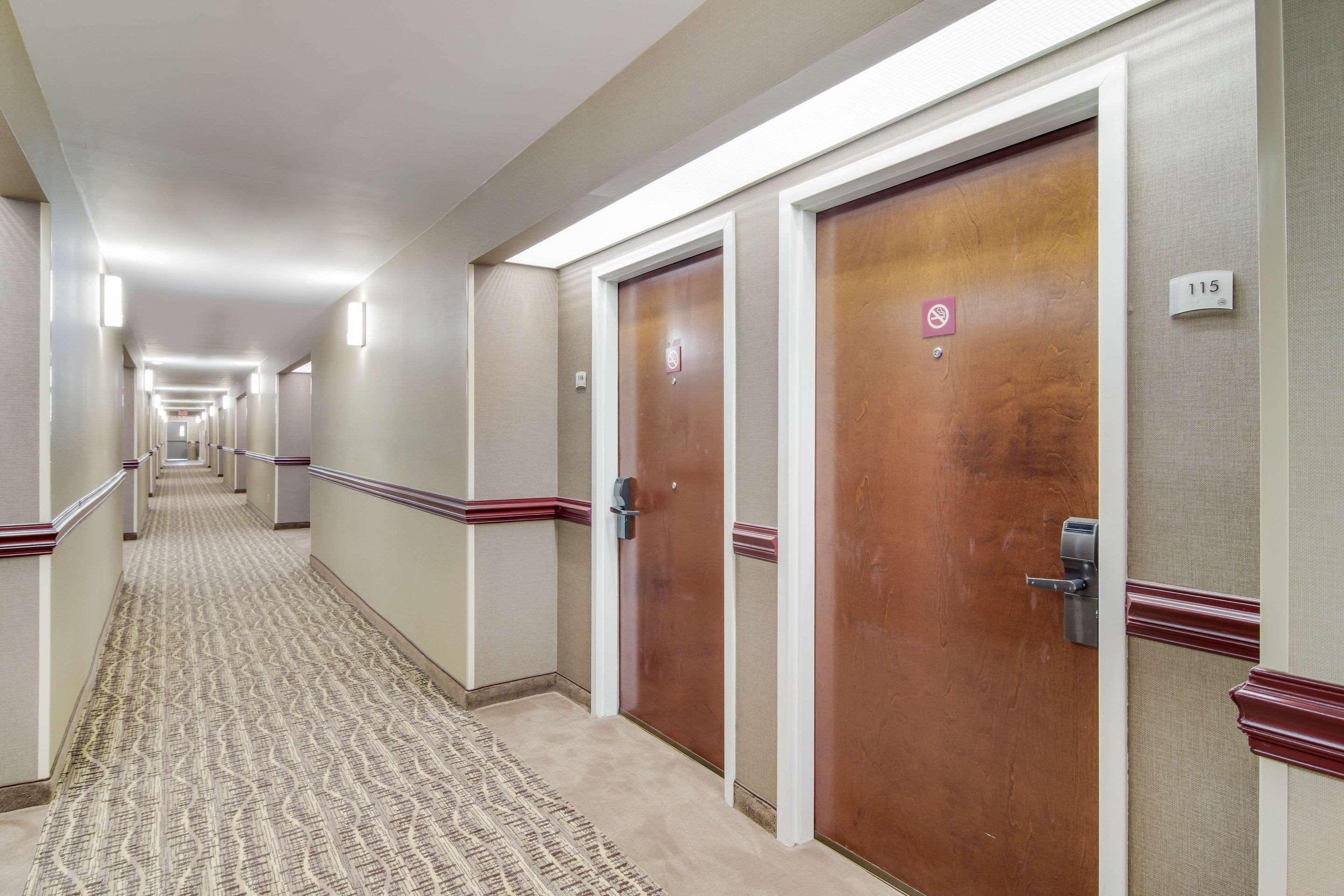 Quality Inn & Suites Canton, Ga Buitenkant foto