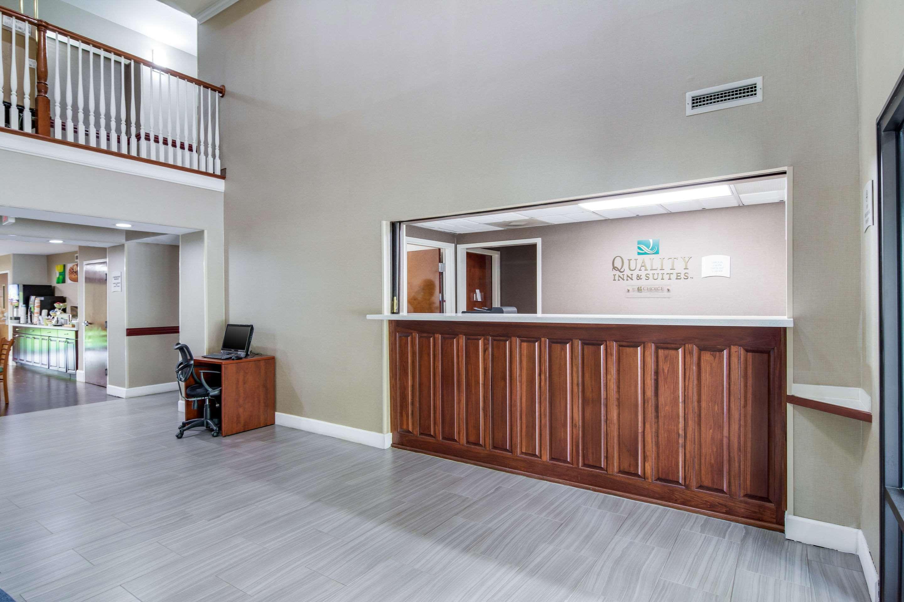 Quality Inn & Suites Canton, Ga Buitenkant foto