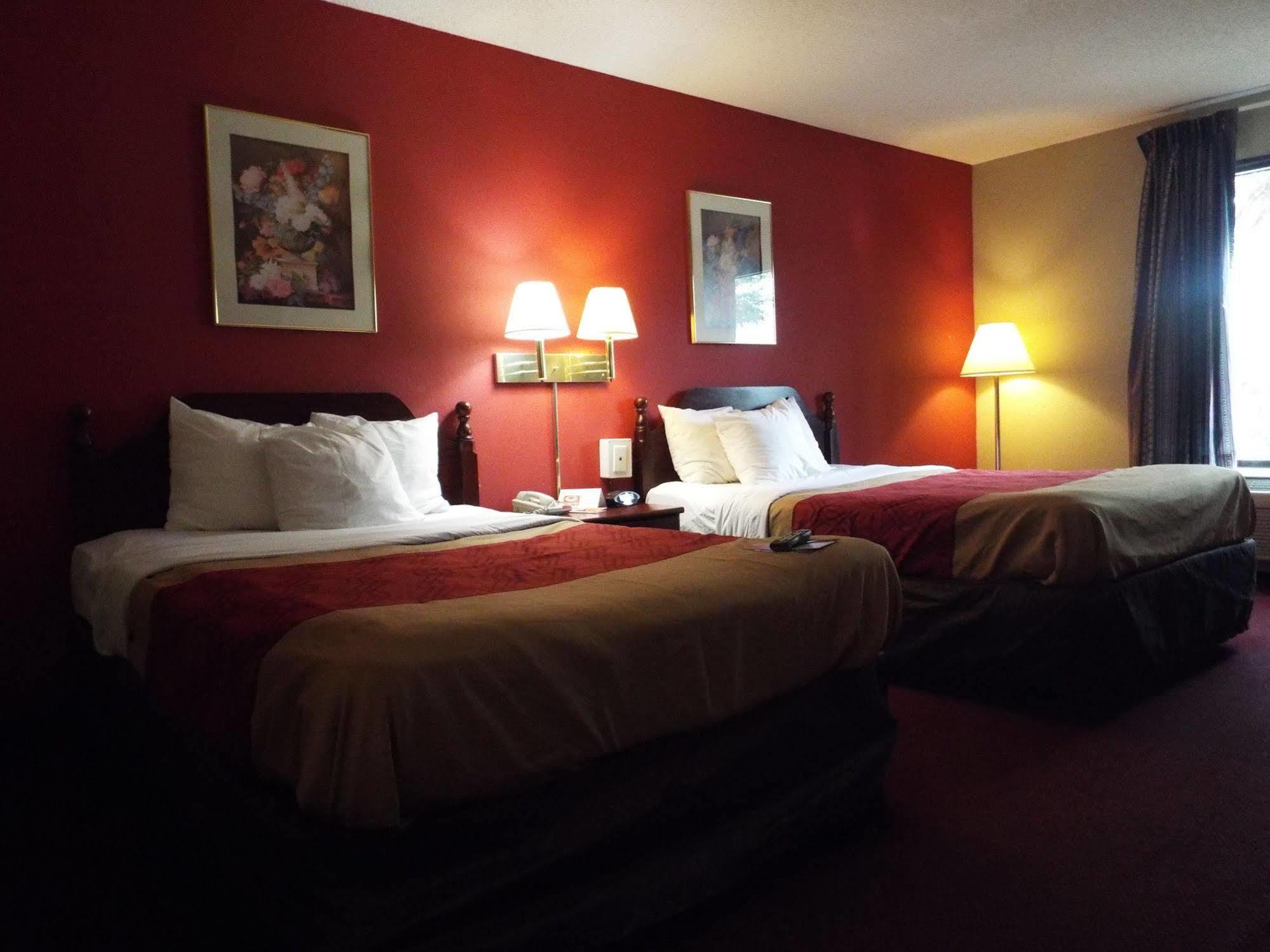 Quality Inn & Suites Canton, Ga Buitenkant foto