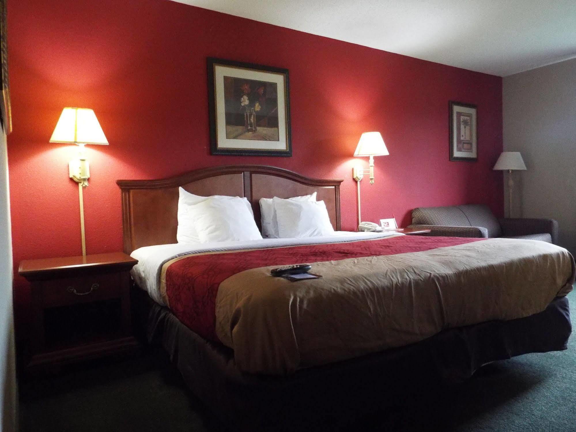 Quality Inn & Suites Canton, Ga Buitenkant foto
